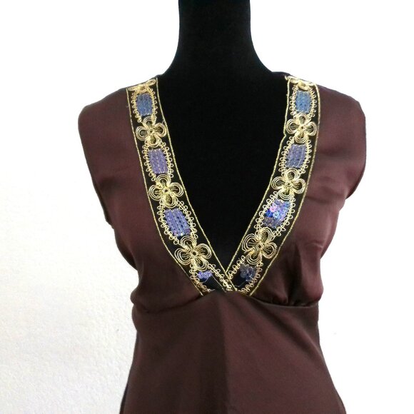 Judy Jr., Brown V-neck tank top, with golden embroidery & sequins design - Picture 5 of 8